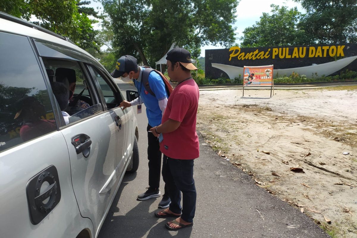 Gara-gara kartu, 186 pengunjung Pantai Pulau Datok KKU vaksinasi di tempat