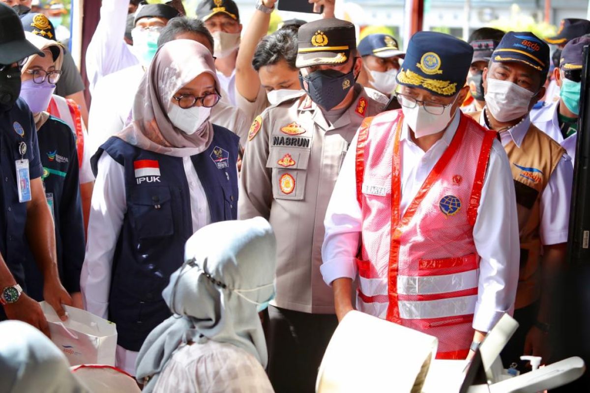 Libur Natal, Menhub sebut tidak ada lonjakan penumpang di Pelabuhan Ketapang Banyuwangi