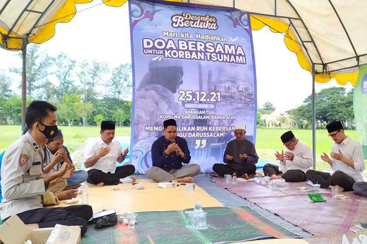Keluarga korban tsunami gelar doa bersama di Tugu Darussalam