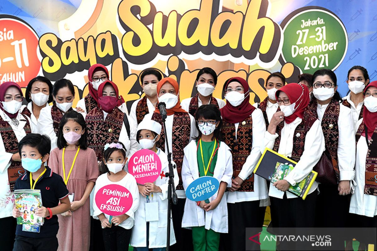 Indonesia accelerates vaccination drive amid threat of Omicron spread