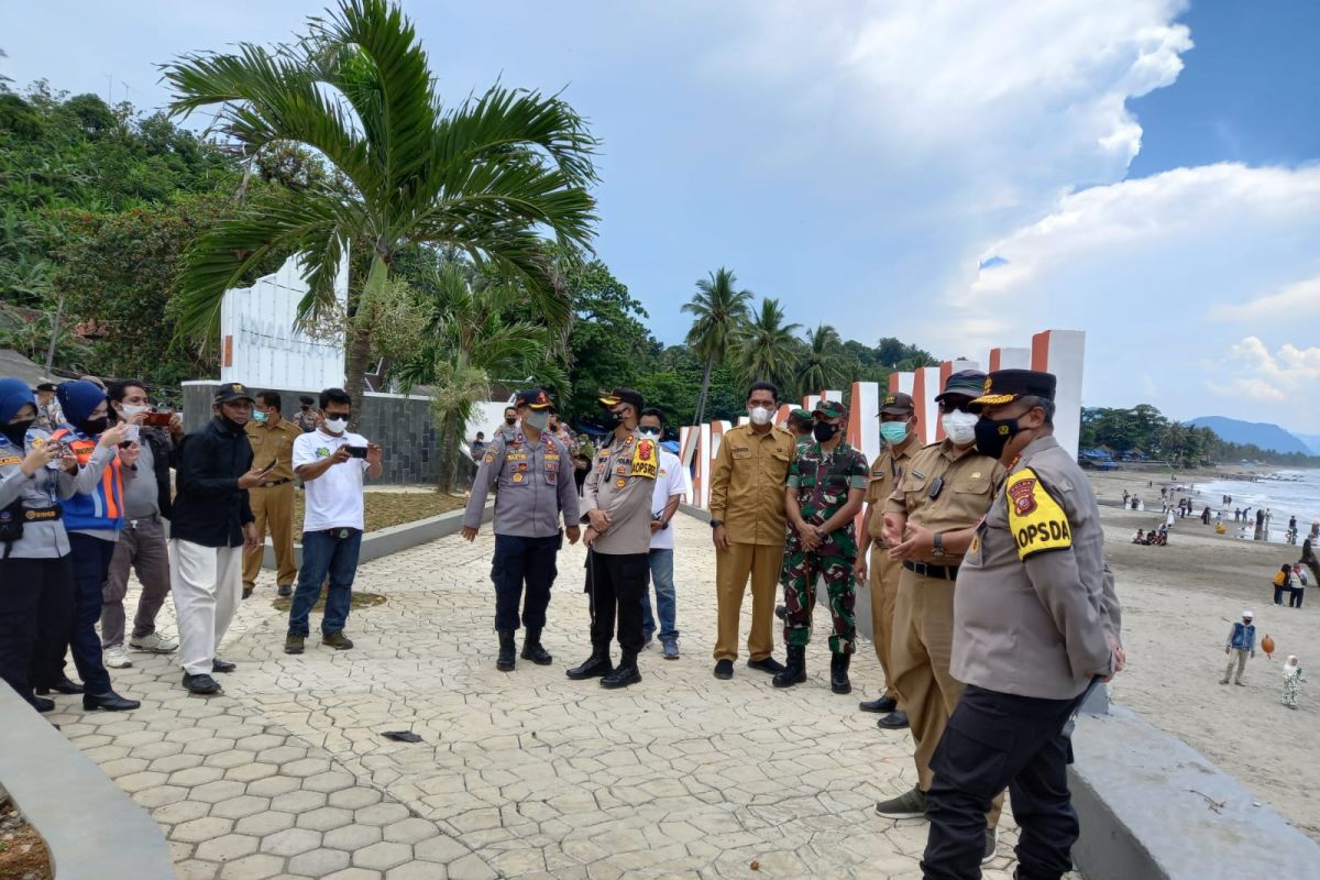 Kapolda Jabar pantau langsung kesiapan personelnya pastikan layanan terlaksana