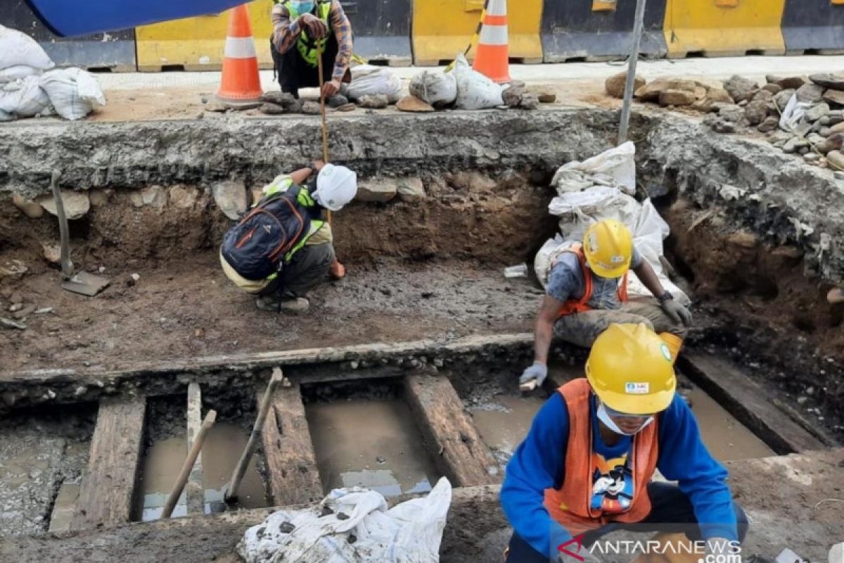 MRT sudah membahas temuan rel trem zaman Belanda