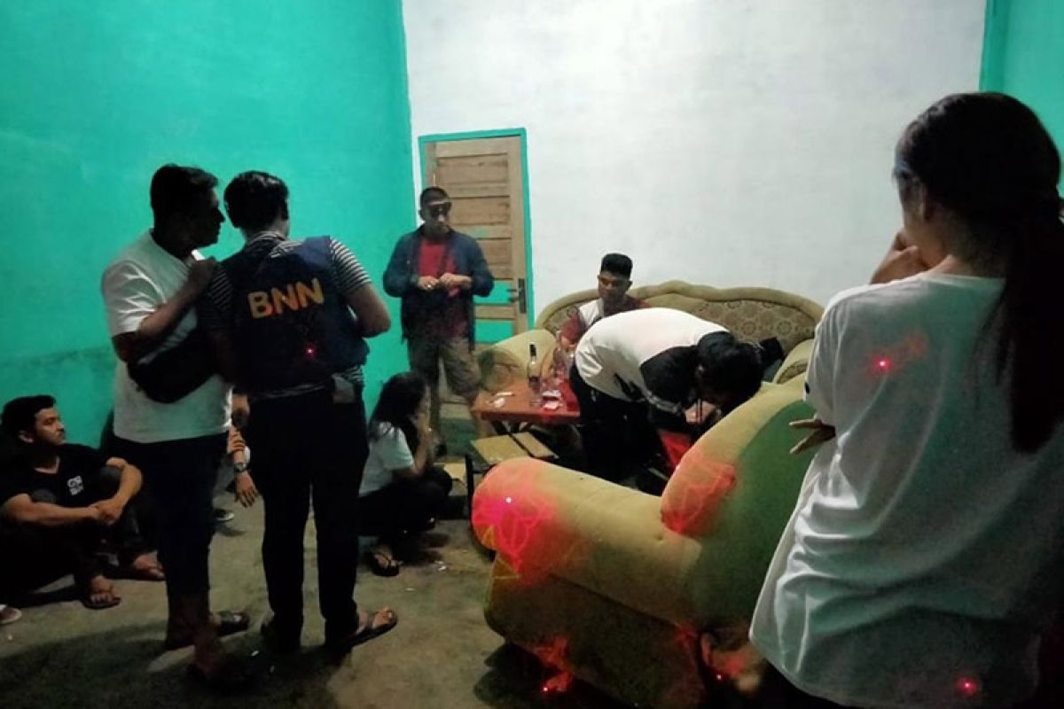 BNN tangkap sejumlah oknum PNS diduga pesta narkoba