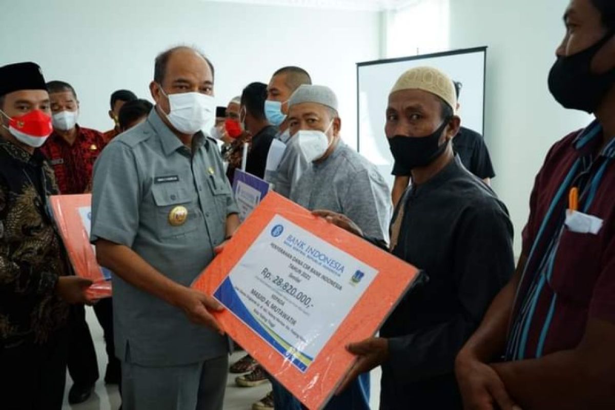 Pemkot Tebing Tinggi serahkan bantuan untuk rumah ibadah dan kelembagaan