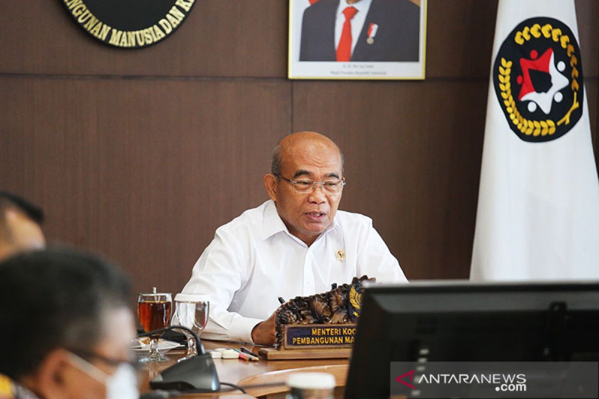 Menteri Muhadjir Effendy dorong pengembangan mobil listrik oleh lembaga sekolah