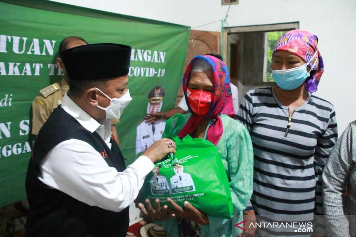 Pemkab Situbondo kembali salurkan bantuan pangan untuk warga terdampak COVID-19