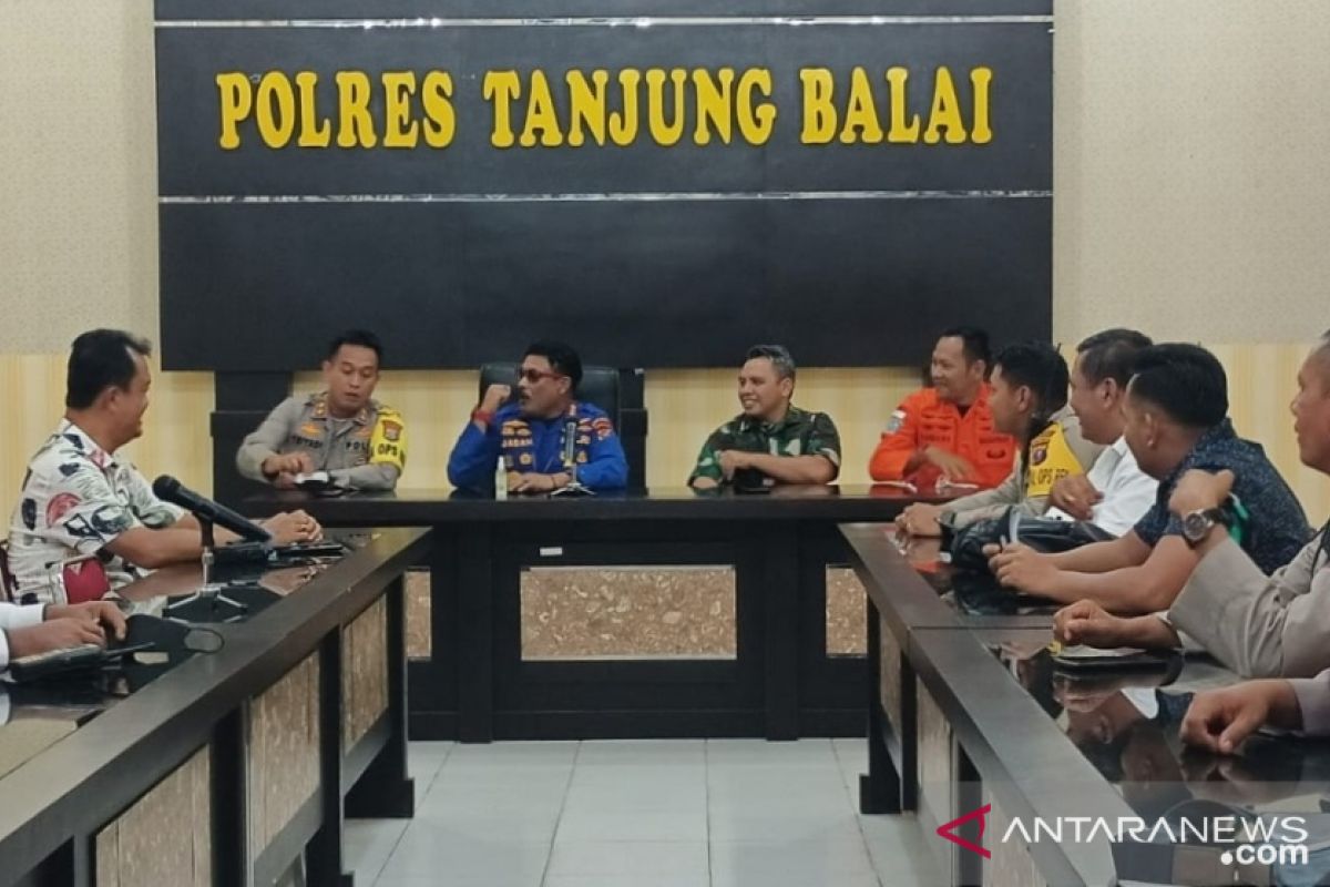 Sikapi info PMI tenggelam, TNI AL - Pol Air - Basarnas rapat koordinasi