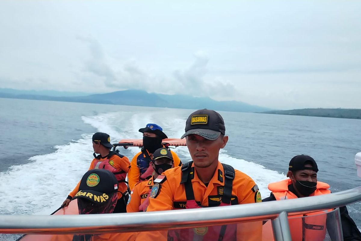 Tim SAR hentikan pencarian tiga korban kapal tenggelam