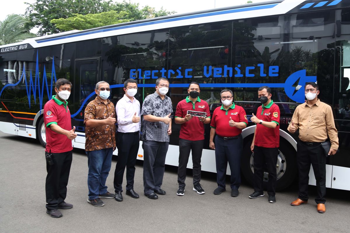 Kemenhub Dan Pemkot Surabaya Luncurkan Teman Bus Trans Semanggi ...