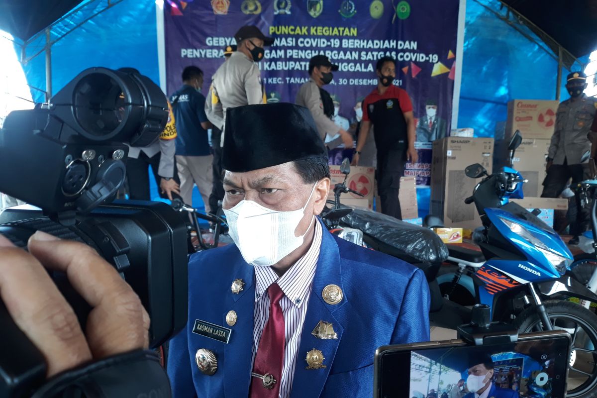 Pemkab Donggala beri hadiah sepeda motor  bagi warga ikut vaksinasi