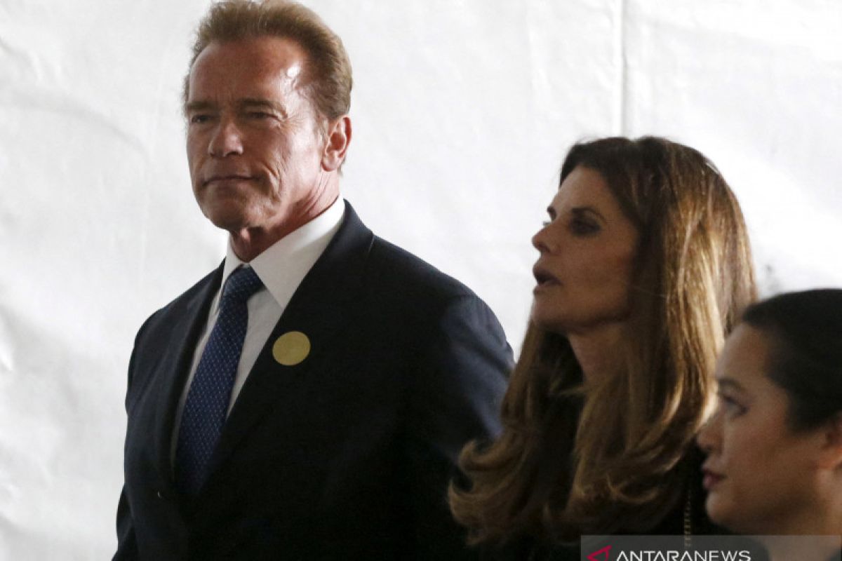 Arnold Schwarzenegger dan Maria Shriver resmi bercerai