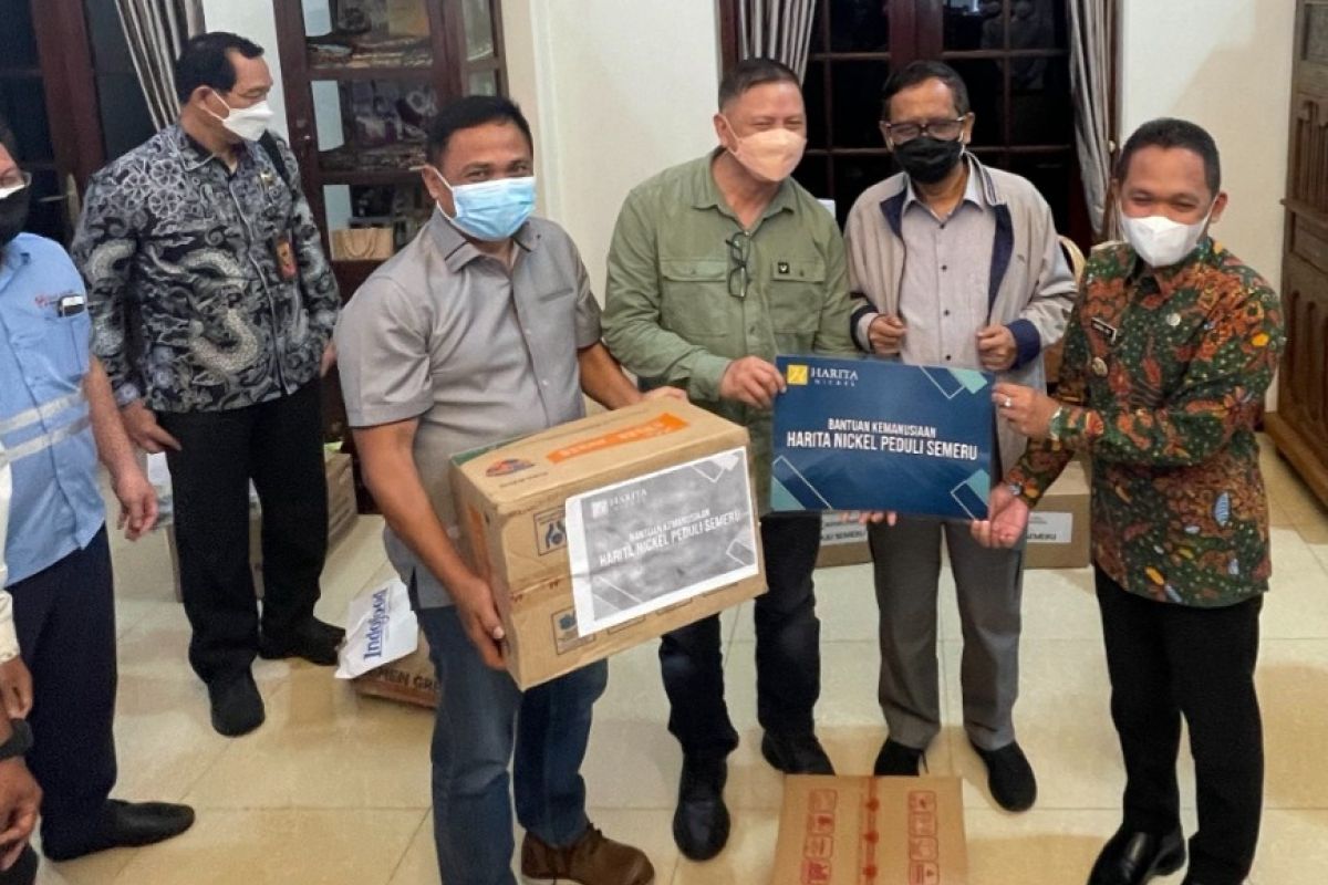 Perusahaan tambang di Malut salurkan bantuan ke korban erupsi Semeru