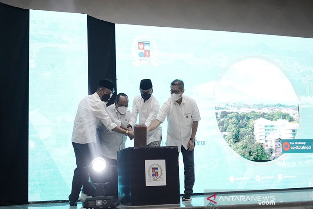 Refleksi Akhir Tahun 2021 DPRD Kota Bogor Tingkatkan Peran Legislasi dan Pengawasan