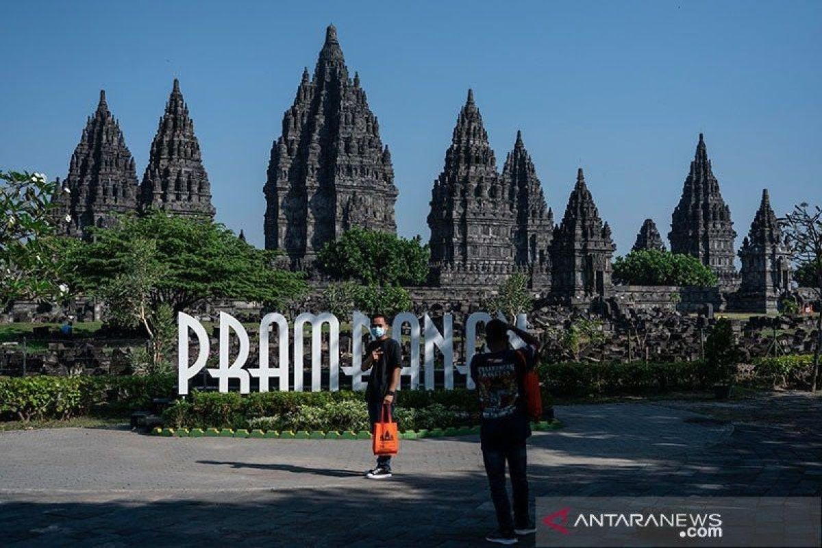 Candi Prambanan dan Borobudur resmi jadi tempat ibadah sedunia