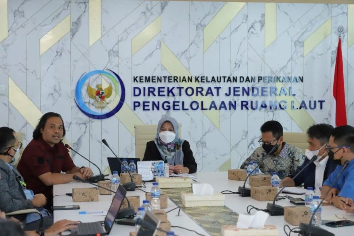 KKP ajak SKK Migas kelola sumber daya dorong investasi di laut Indonesia