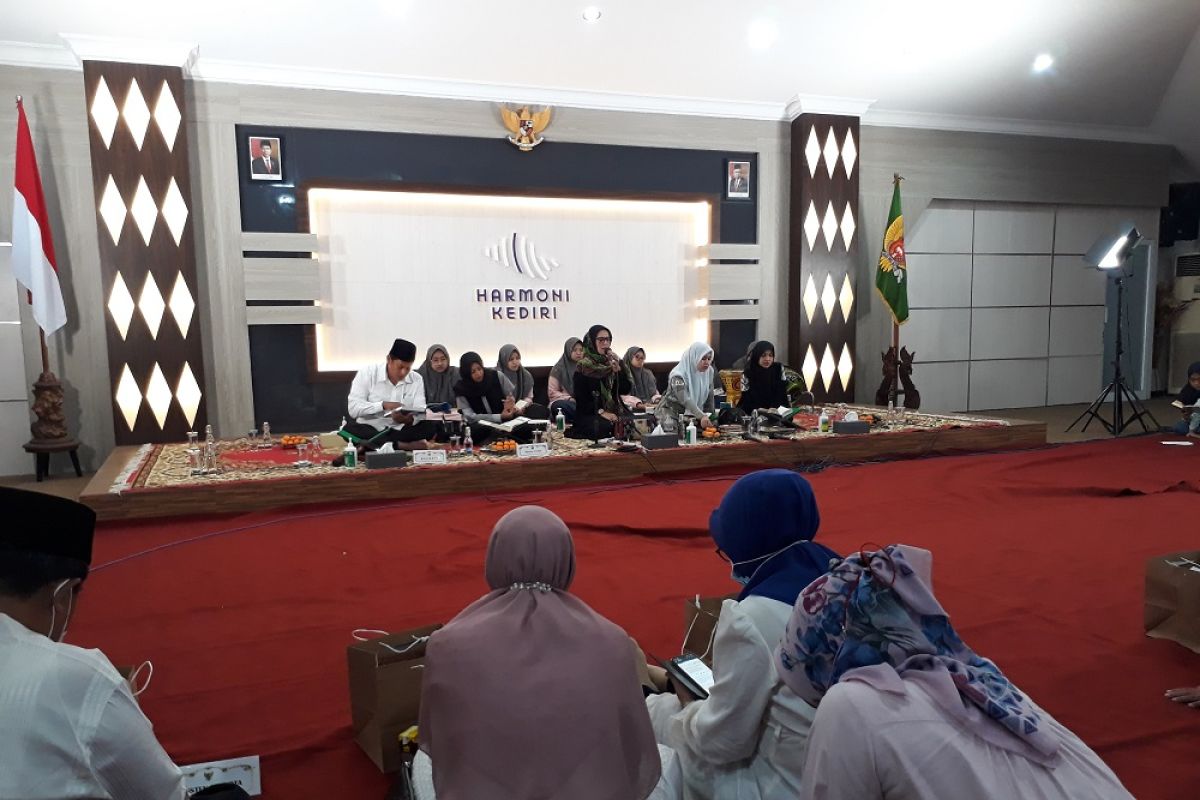 Pemkot Kediri adakan Khotmil Quran sambut Tahun Baru 2022