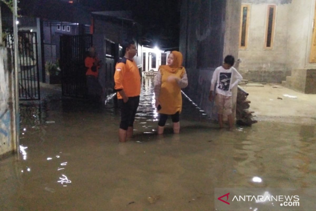 Banjir landa dua kecamatan di Pamekasan