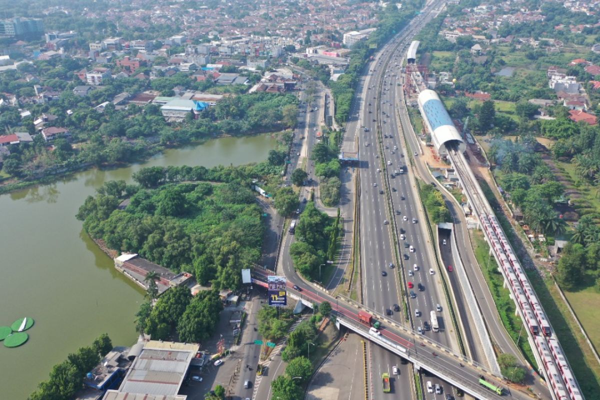 Over 166 thousand vehicles left Greater Jakarta on Dec 30