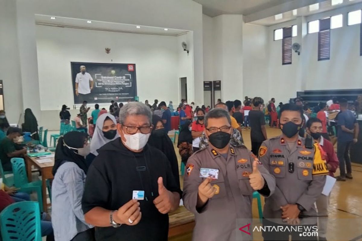 Vaksinasi Malra lebih 72 persen, dapat apresiasi Polda Maluku