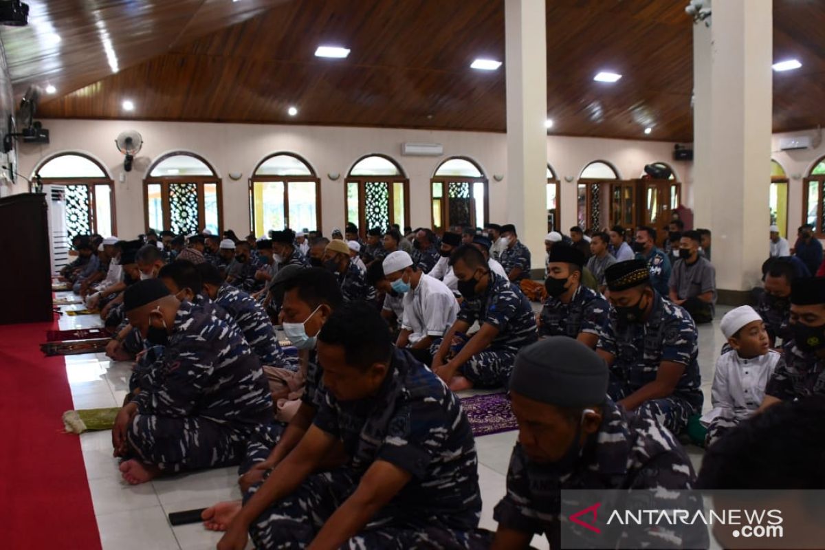 Lantamal IX/ Ambon gelar doa bersama sambut tahun baru, tidak lupa Sang Khalik