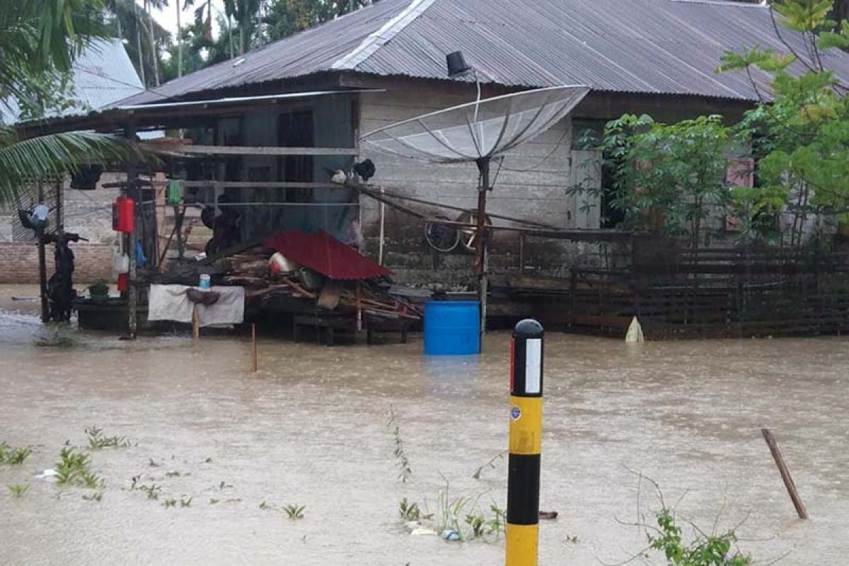 Hujan lebat, lima kecamatan di Aceh Utara terendam banjir