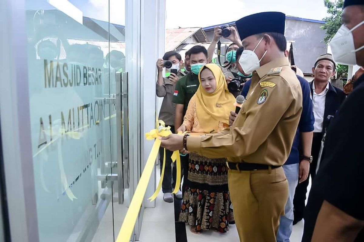 Peresmian Masjid Al-Muttagin Desa Tumbang Titi Ketapang