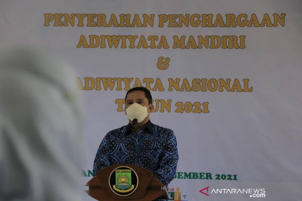 46 sekolah di Kota Tangerang terima penghargaan Adiwiyata 2021