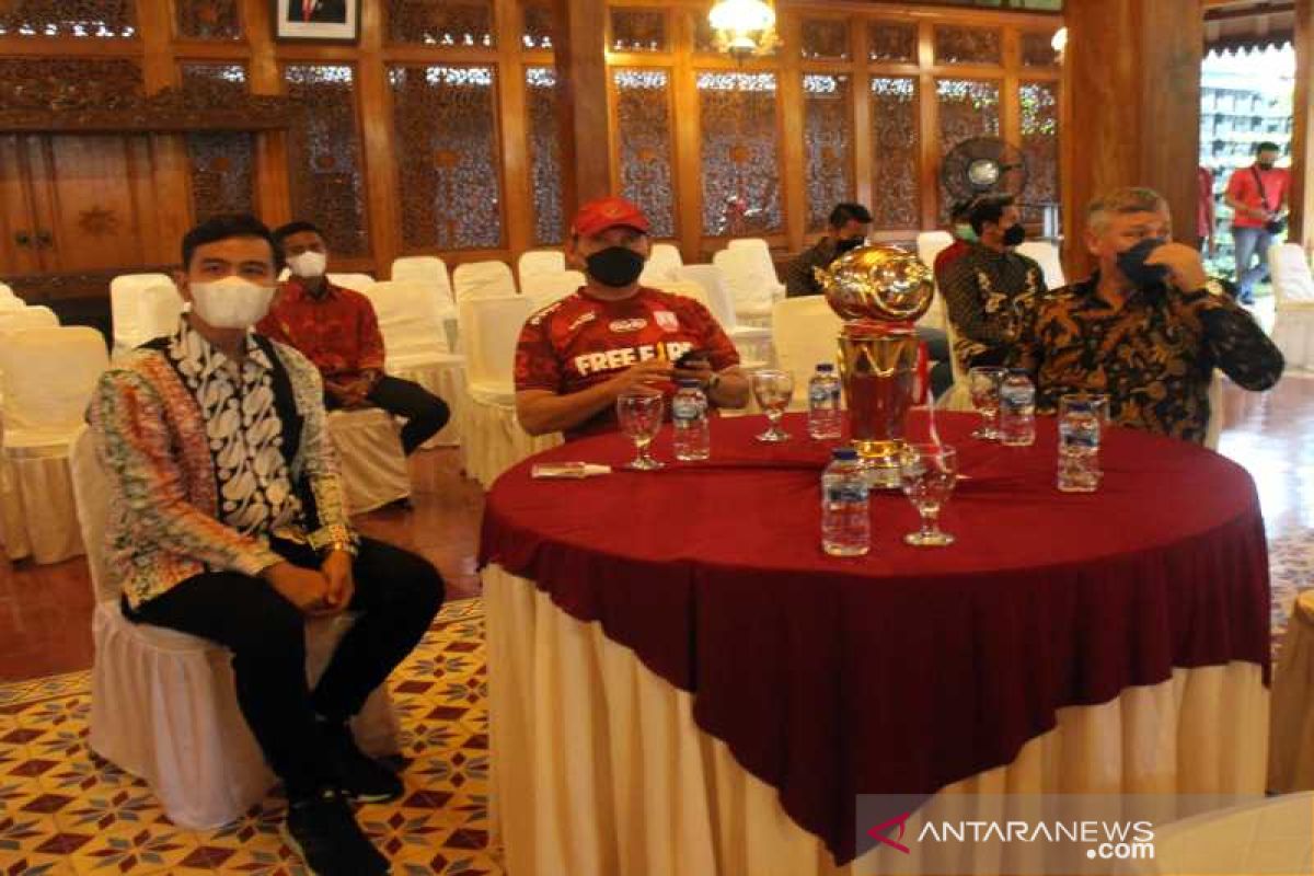 Gibran apresiasi manajemen dan pelatih bawa Persis naik ke Liga 1