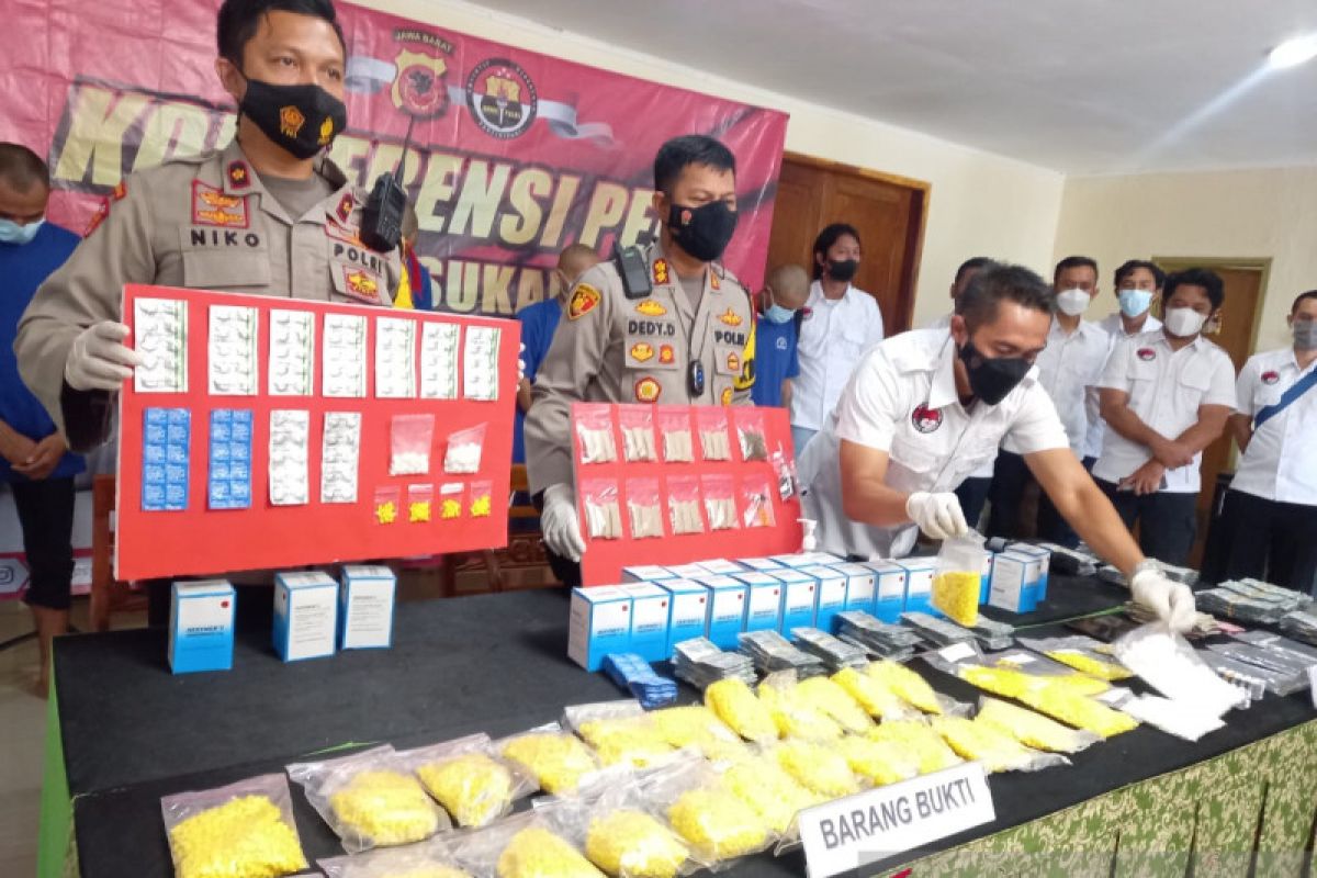 Polres Sukabumi gagalkan penyelundupan 31.534 butir obat keras