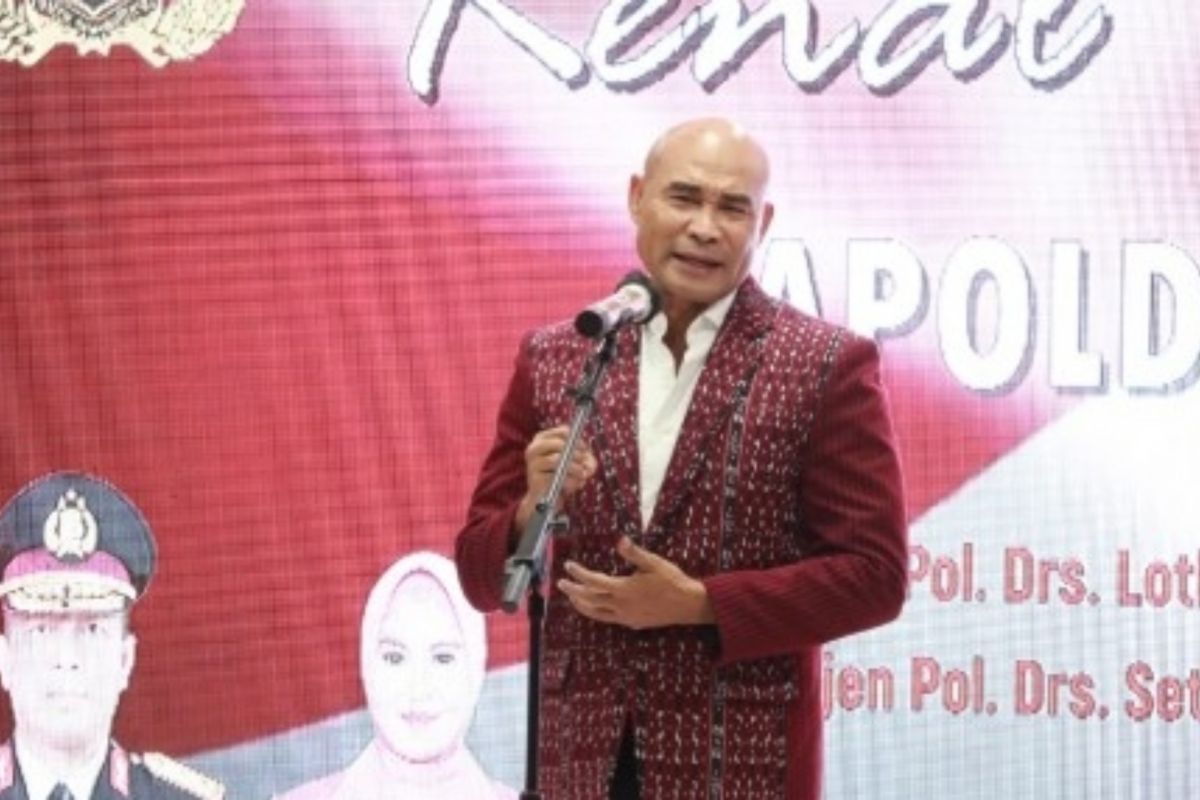 Gubernur NTT minta Kapolda baru bantu atasi masalah perizinan daerah