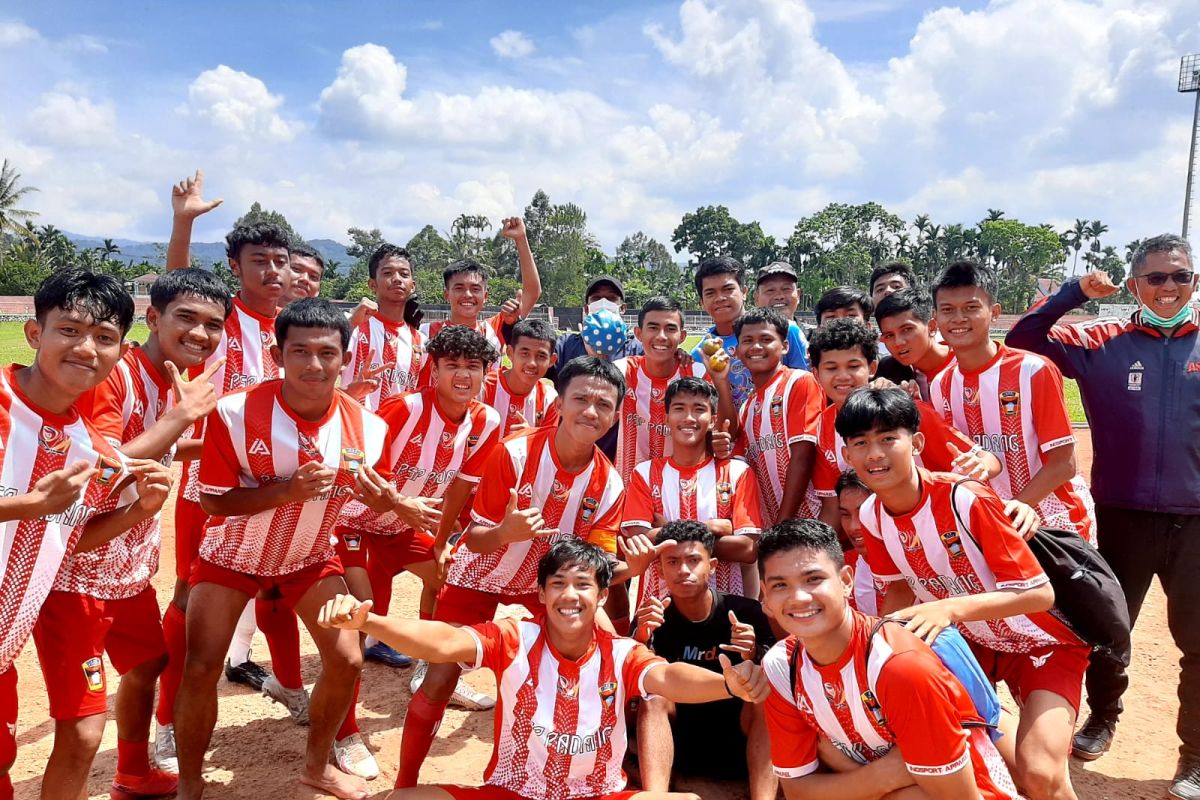 PSP Padang lolos ke final Piala Soeratin usai hajar PSBS  2-0