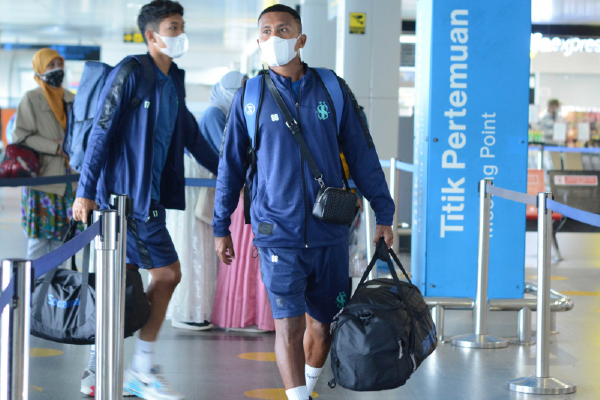 Ezra dan Igbonefo belum gabung latihan Persib