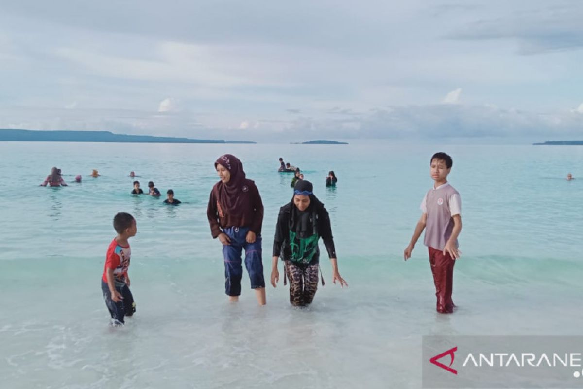 Objek wisata Baubau ramai pengunjung saat libur tahun baru