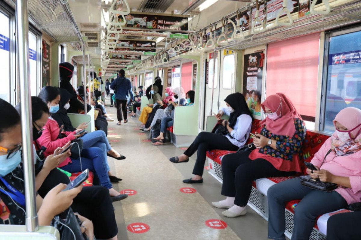 KRL Solo-Yogyakarta layani lebih 5.000 orang/hari selama 2021