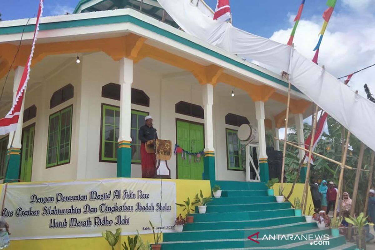Awali Tahun 2022, Bupati Malra Resmikan Masjid Al Fidin Rere Ohoi Tuburlay