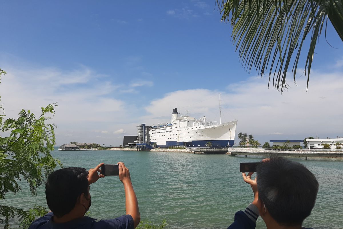 Kunjungan wisman ke Provinsi Kepri naik jadi 285 orang