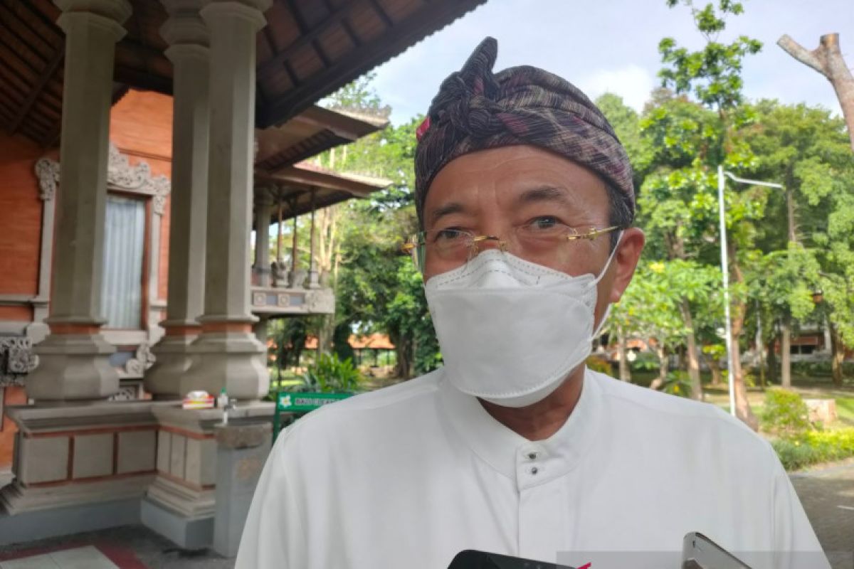 Dinkes Bali: 11 karyawan hotel di-swab terkait kasus Omicron Surabaya