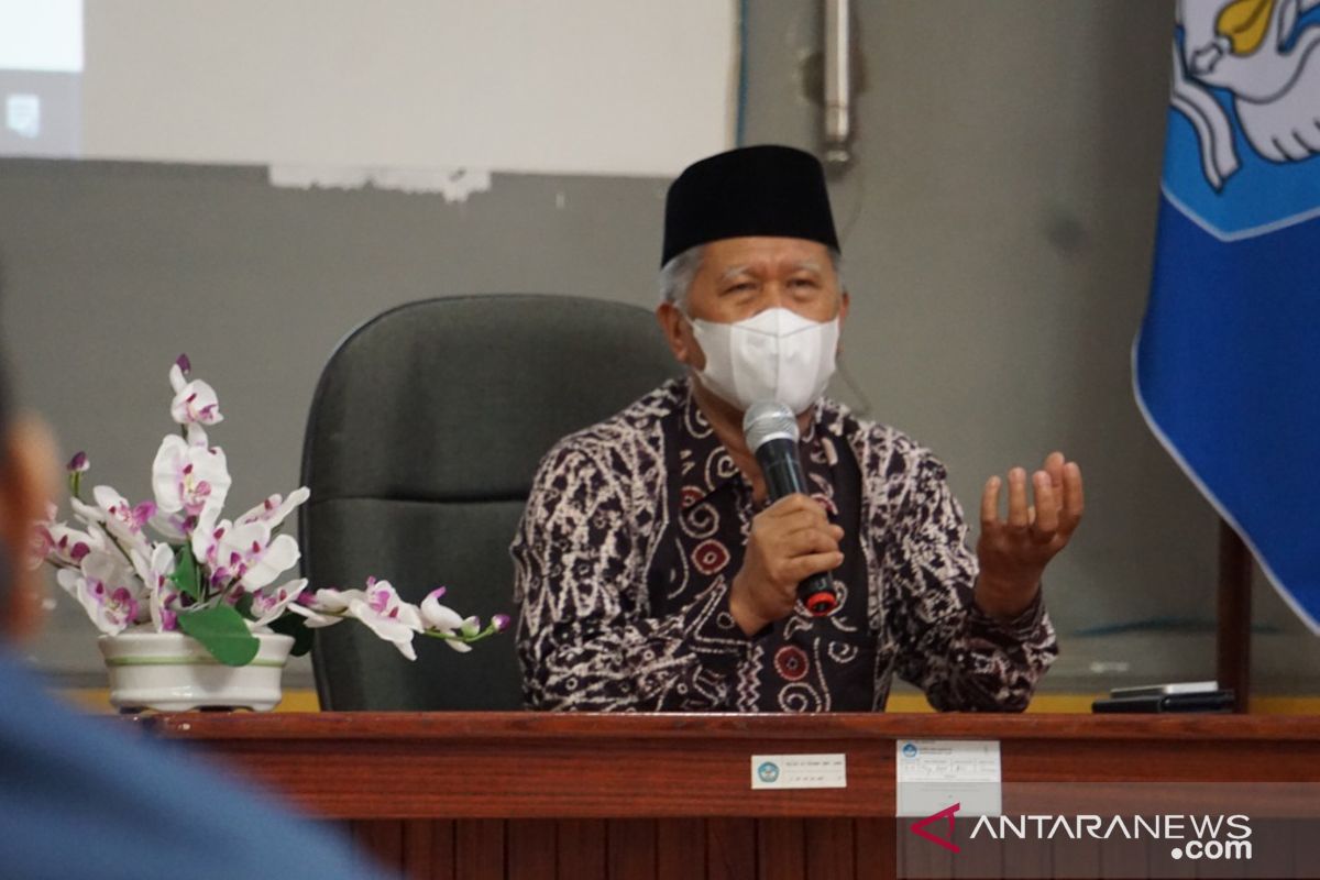 Prof Udiansyah minta seluruh pegawai LLDIKTI XI tancap gas sejak awal tahun