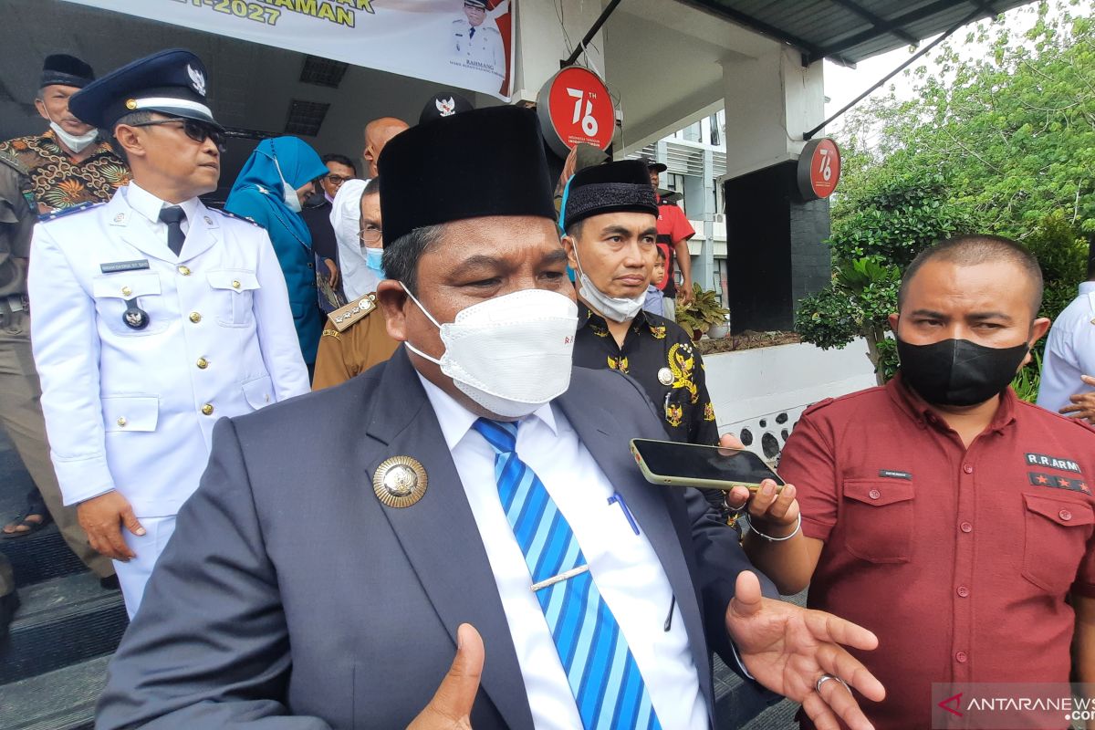 Bupati Padang Pariaman minta ASN evaluasi kinerja agar lebih produktif 2022