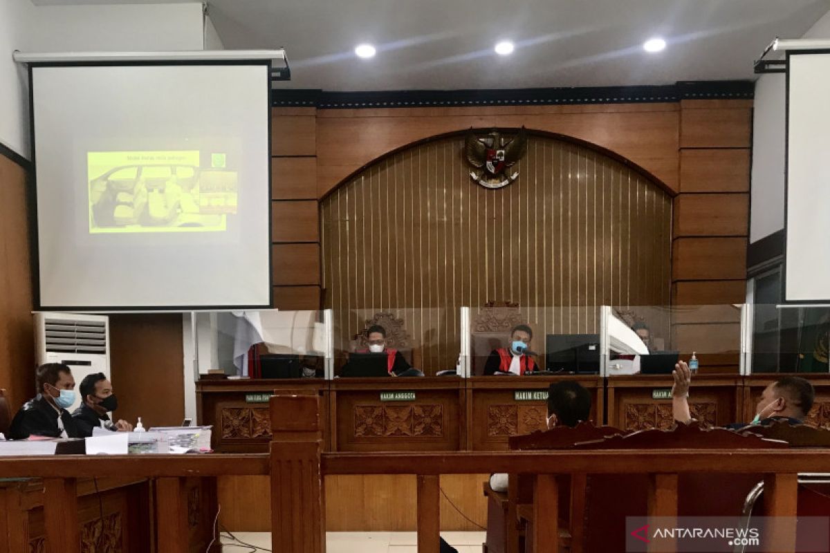 Keterangan Ahli di persidangan: Terdakwa kasus "unlawful killing" alami luka lecet dan lebam