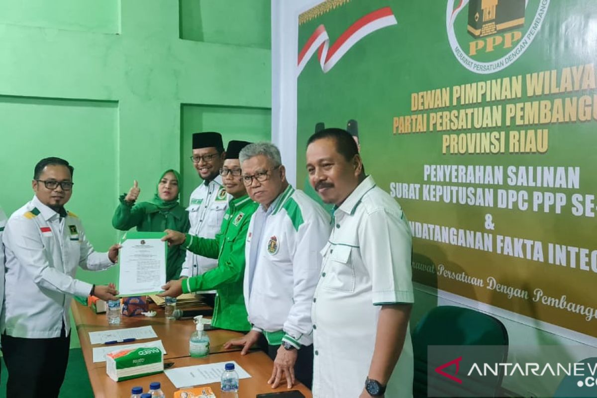 Terima SK DPP dari DPW Riau, Zulfaini ketuai DPC PPP Siak