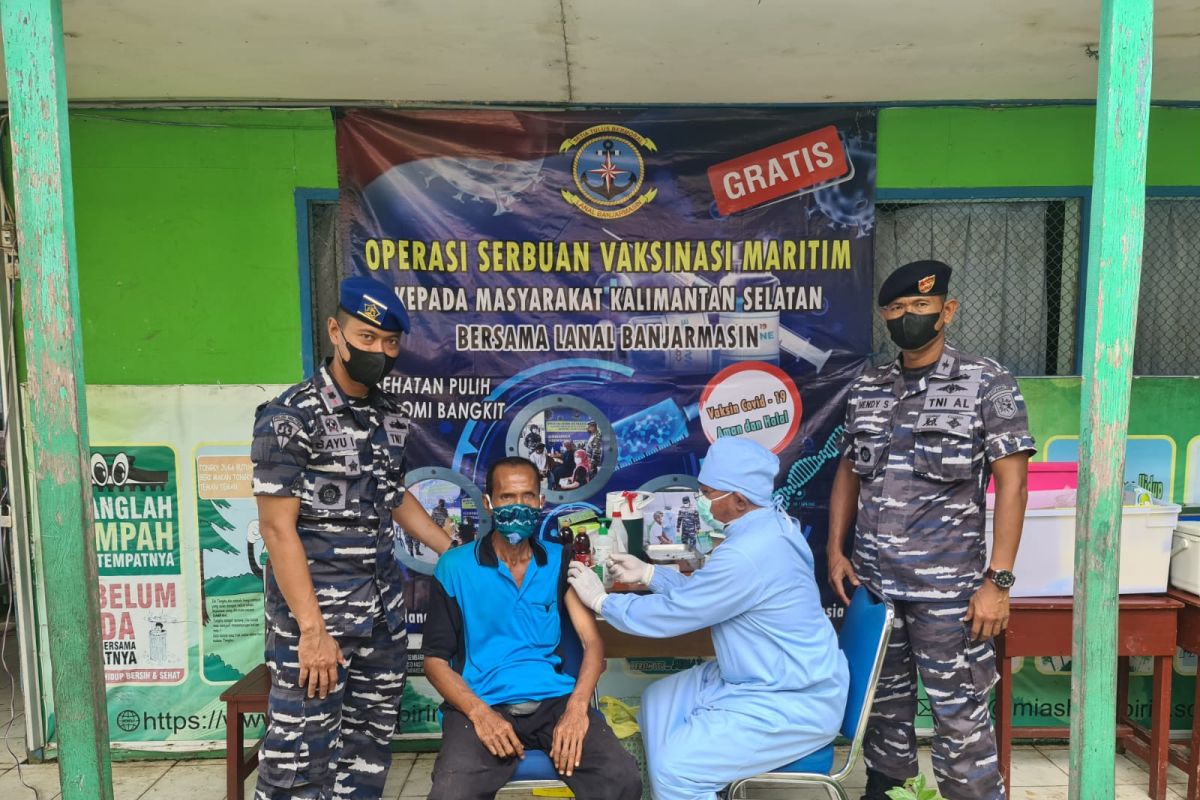 TNI AL sumbang capaian vaksinasi 73 persen di Kalsel