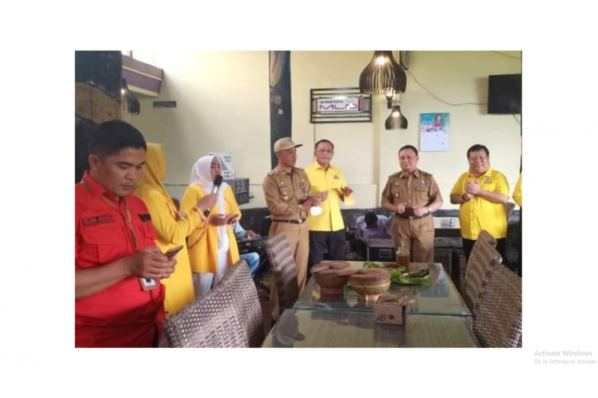 Bupati dan Wakil Bupati Lampung Barat bertemu dengan Sekjen DPP Golkar