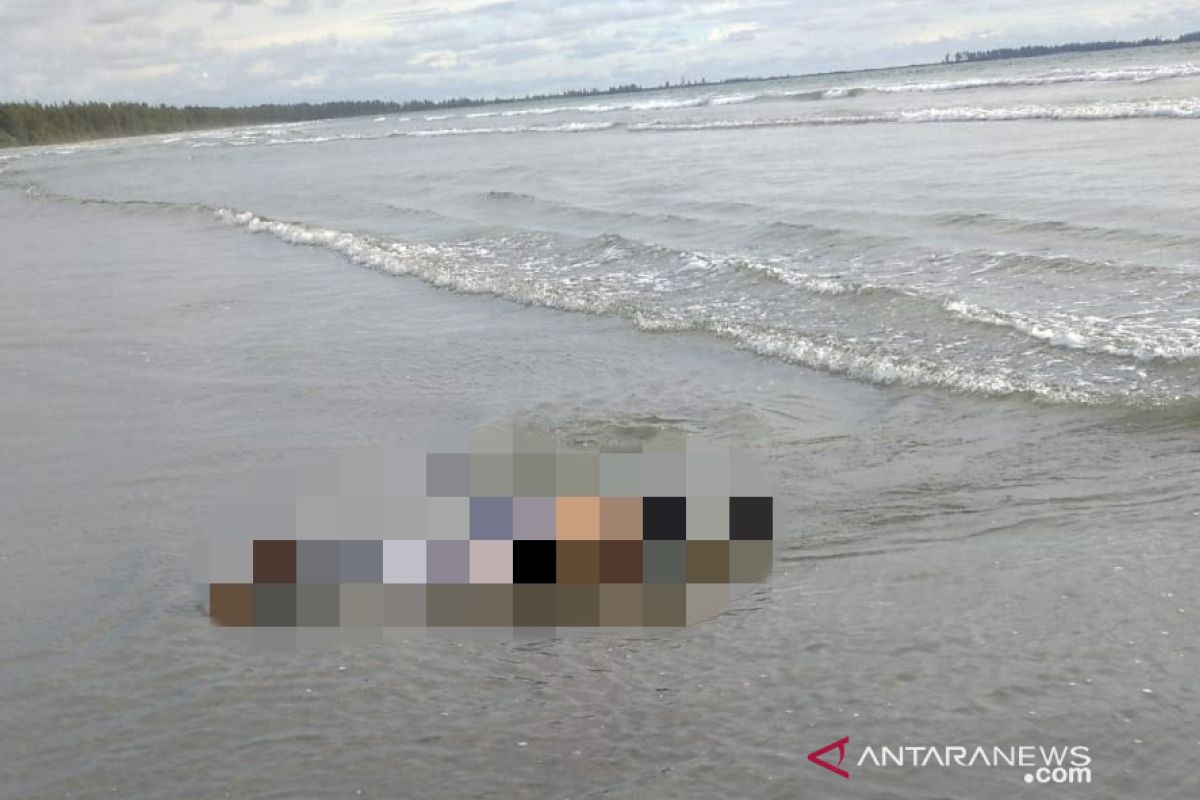 Warga temukan jasad pria di Pantai Panjang Bengkulu