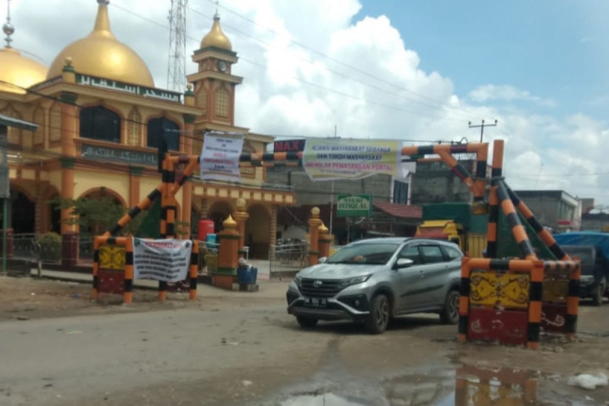 Banyak dilewati truk perusahaan, warga Duri dukung pemasangan portal di Jalan Gajah Mada