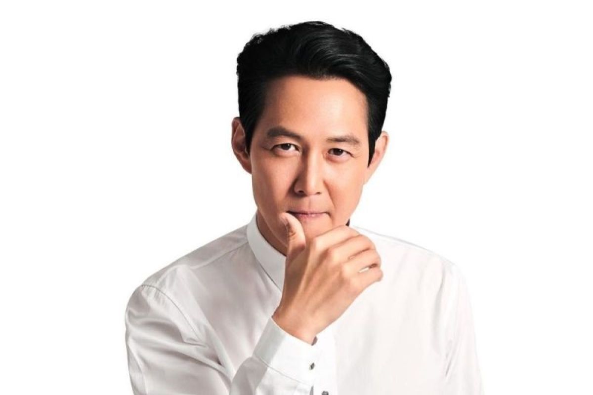 Lee Jung Jae dipastikan tak akan hadiri Golden Globes 2022, kenapa?