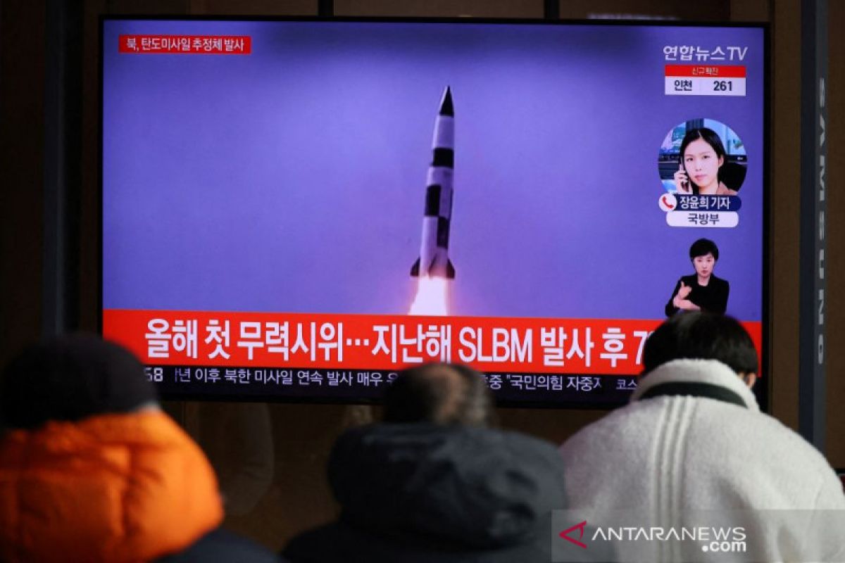 'Rudal balistik' Korea Utara meledak di udara saat uji coba