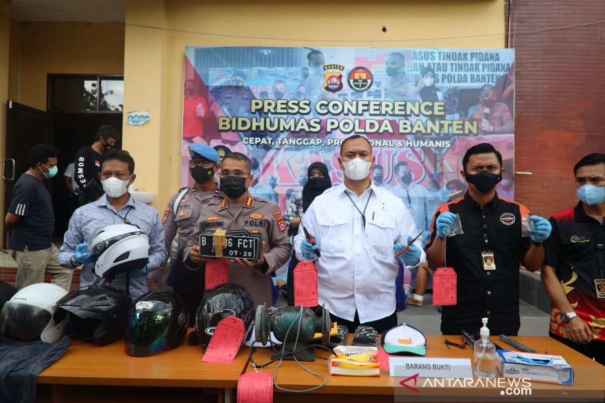 Polda Banten ungkap kasus Curas dan Curat modus pecah kaca mobil
