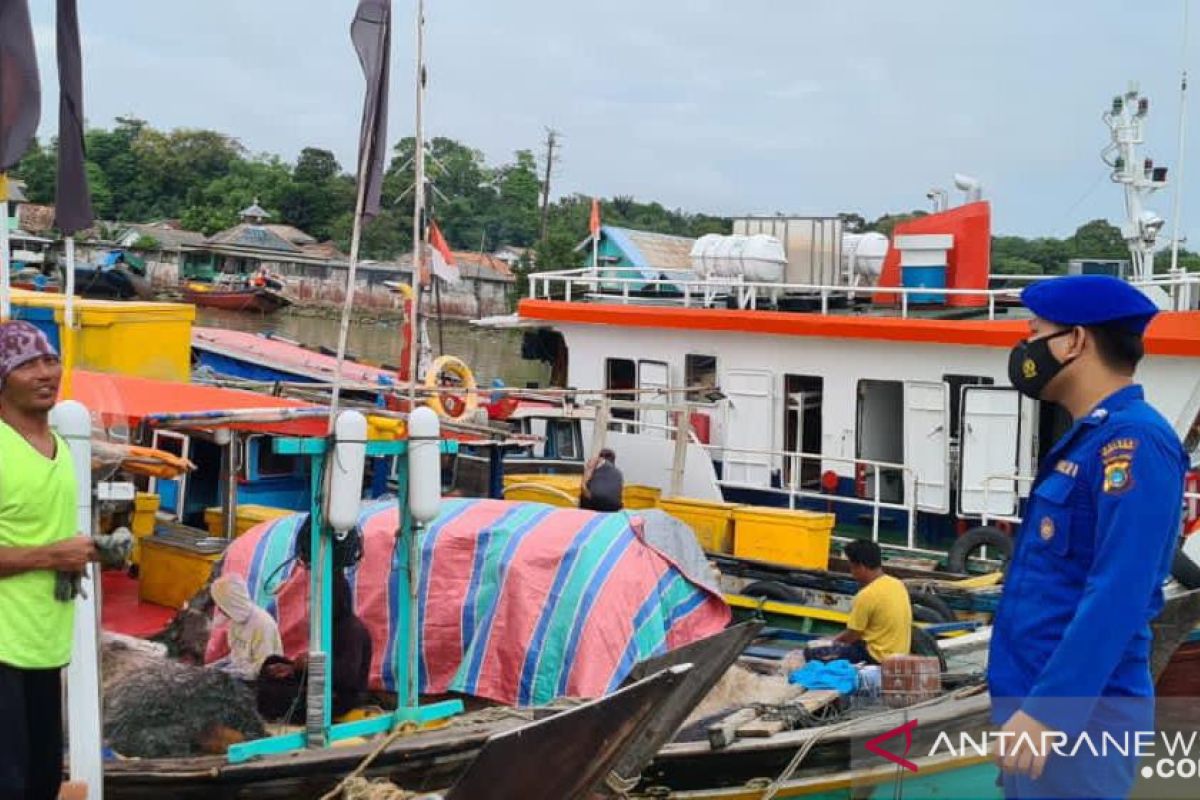 Nelayan Kabupaten Bangka Barat diminta waspada cuaca ekstrem