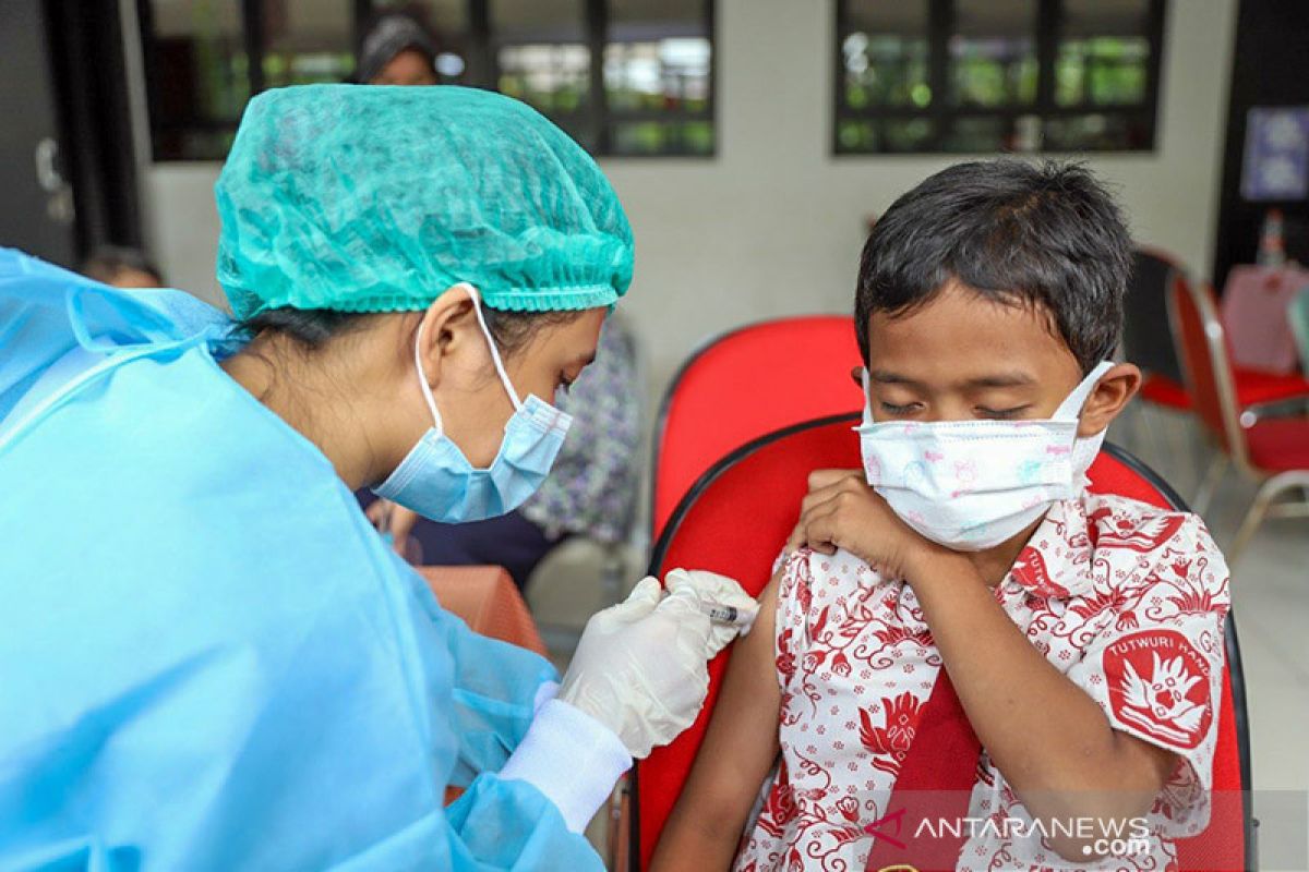 Regional gov'ts should focus on boosting vaccination coverage: MP